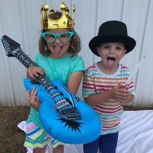 Meet your Posher, Angela